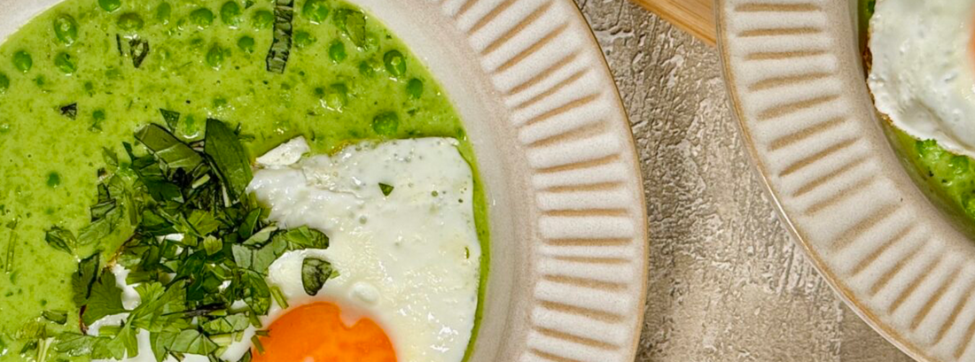 Zöldborsófőzelék tükörtojással